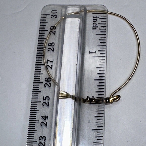 Childs Bracelet Bella Star Spell Out GOld Tone Stamped LE Bangle - Picture 8 of 9